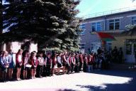 «Почему я должна девочку в мальчика нарядить». Узнали, что родителям не нравится в единой школьной форме