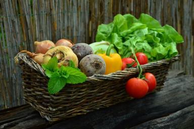 Дачные советы: какие овощи и фрукты могут дозреть, если их собрать заранее
