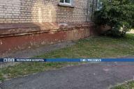 В Барановичах толпа молодых парней палкой избила мужчину