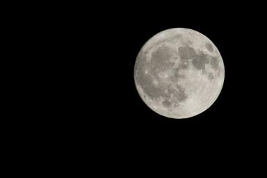 Этой ночью взойдет Черная Луна: какие опасности и соблазны несет тринадцатая Луна