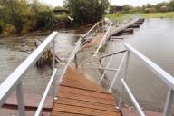  Долгожданный новый мост рухнул через сутки после открытия