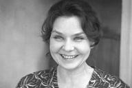 Легенда советского кино, которую не сломила болезнь Паркинсона. Актриса Нина Ургант празднует свой 90-летний юбилей