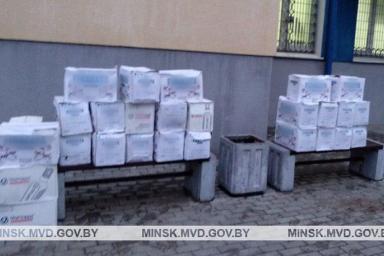 Минские оперативники изъяли у россиянина почти 600 бутылок алкоголя без акцизных марок