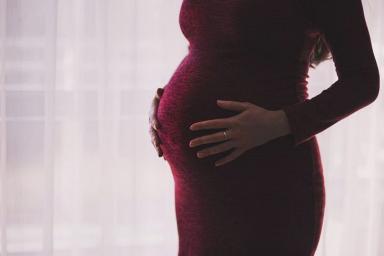 Медики объяснили, почему беременным нельзя нервничать