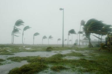 Специалисты считают, что ураганы станут еще сильнее из-за глобального потепления