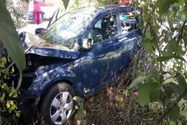 В Воложинском районе Kia врезался в дерево: водитель погиб