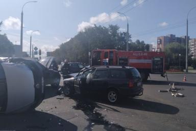 Жуткое ДТП в Бресте: столкнулись три авто, четыре человека в тяжелом состоянии