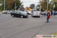 В Гродно троллейбусная линия рухнула на перекресток. Пострадало два авто