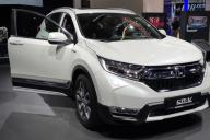 Кроссовер Honda CR-V стал гибридом