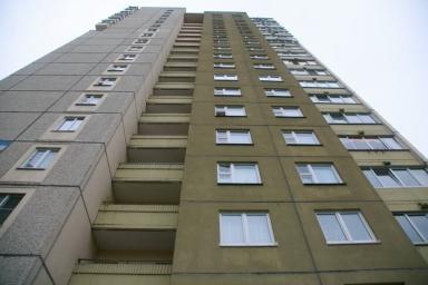 Во Львове полиция спасала белорусского туриста: уснул на подоконнике седьмого этажа