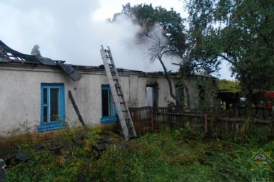 В Оршанском районе мужчина по неосторожности  получил ожоги лица и лишился крова