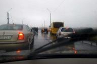 Запчасти по всей дороге. В Могилеве произошло серьезное ДТП с тремя автомобилями