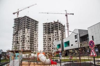 Белорусы ринулись покупать квартиры и взвинтили цены