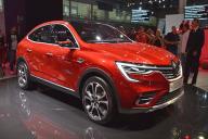 Renault начала экспорт купе-кроссовера Arkana в страны СНГ