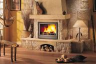 Печи-камины для дома и дачи: как выбрать и на что обратить внимание при покупке