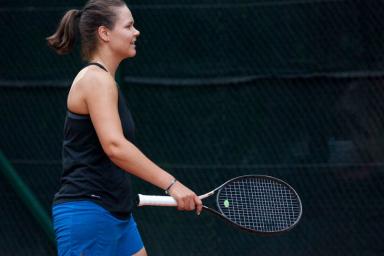 Морозова и Бегу вышли в четвертьфинал теннисного турнира в Ташкенте