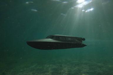 Британские инженеры разработали катер, способный перемещаться под водой