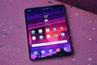 Samsung готовит недорогую версию Galaxy Fold