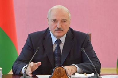 Лукашенко: Россия никогда не позволит себе захватить Украину