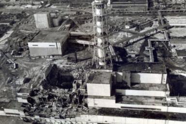 «Руины энергоблока излучают радиацию, в 40 тысяч раз превышающую норму». Четвертый энергоблок Чернобыльской АЭС показали изнутри