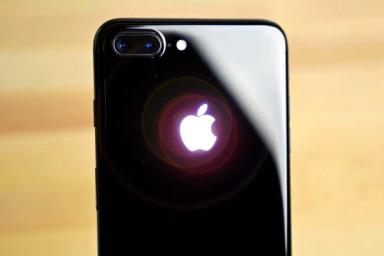 Логотип Apple в iPhone и MacBook сможет светиться и менять цвет