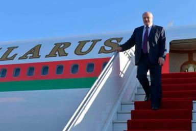 Появилось видео, как Лукашенко встречали в Ереване