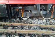 Тепловоз с пустыми вагонами сошел с рельсов в Могилеве