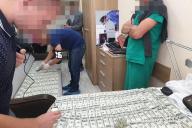 «И бомж может пойти на органы»: у врача-трансплантолога нашли около миллиона долларов