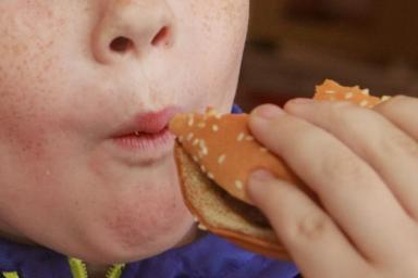 К 2030 году число детей с ожирением в мире превысит 250 млн