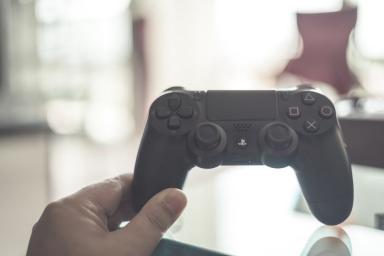 В новой прошивке PlayStation можно будет играть на смартфоне