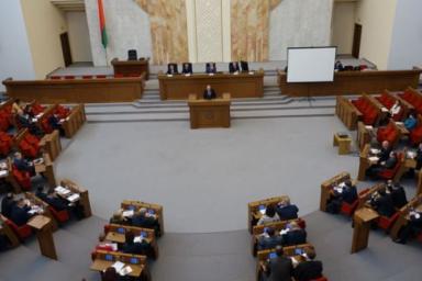 703 гражданина Беларуси хотят стать депутатами Палаты представителей