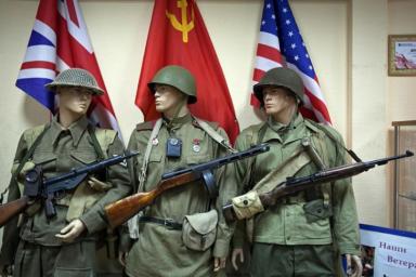 Готовы к началу последней войны? СМИ сравнили вооружение и армию России и США