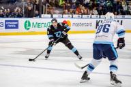 Шайба форварда минского Динамо Франсиса Паре вошла в топ-10 КХЛ