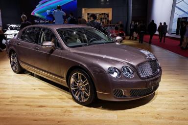 В Bentley произвели презентацию новой спецификации Flying Spur