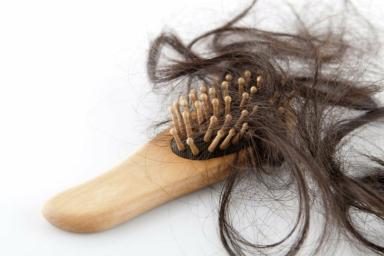 Специалисты рассказали, как предотвратить выпадение волос