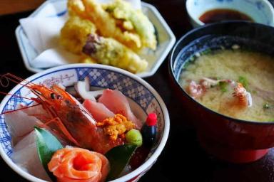 Записывайте рецепт: в японском ресторане подают суп, который варится 74 года