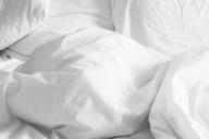 Мужчины хвастаются, а дамы скромничают. Названо число половых партнеров до вступления в брак