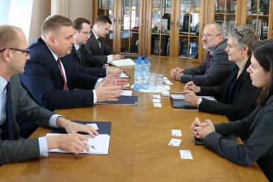 Миссия ОБСЕ начала наблюдение за парламентскими выборами в Беларуси