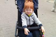 Кто сжег детскую коляску в подъезде одного из витебских домов?: мать подозревает соседку