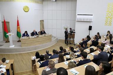 Лукашенко: я хочу построить новую Академию