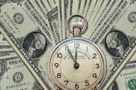 Павел Глоба назвал знаки зодиака, для которых ноябрь станет денежным