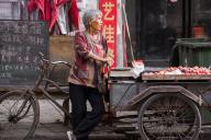 «С иностранцами я коммуницирую минимально». Студентка о начале жизни в Китае