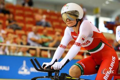 Татьяна Шаракова выиграла серебро в гонке по очкам ЧЕ по велоспорту на треке
