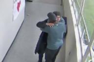 Школьный тренер разоружил стрелка при помощи объятий