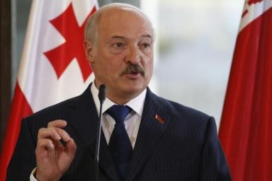 Лукашенко назвал власть в Беларуси отчасти авторитарной