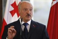 Лукашенко назвал власть в Беларуси отчасти авторитарной