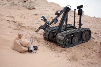 На вооружении российских спецслужб появятся роботы-саперы