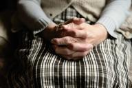 Женщина отправилась с дачи за пенсией в Минск и бесследно исчезла