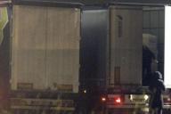 В холодильной камере фуры нашли 8 обмороженных мигрантов