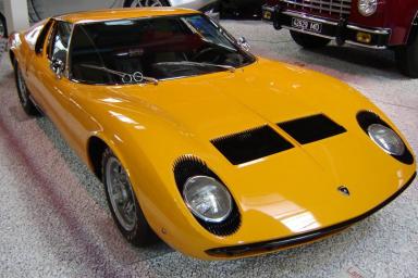 Найденный в сарае 50-летний Lamborghini продан за огромную сумму